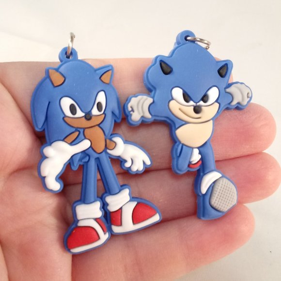 Men's Silver Sonic Hedgehog Keychain Key Ring Lot of 2 - Picture 1 of 4